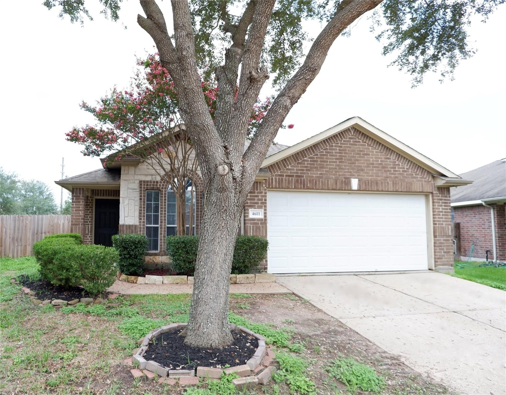 4611 Parkstone Bend Court - Photo 1