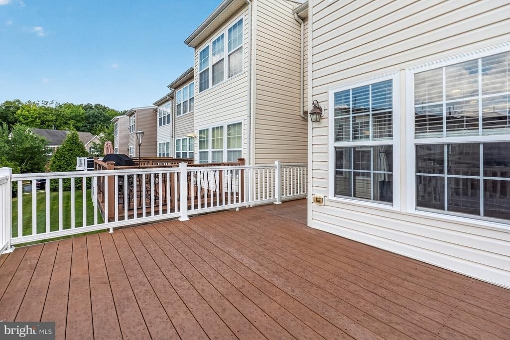 711 Wineberry Way - Photo 14