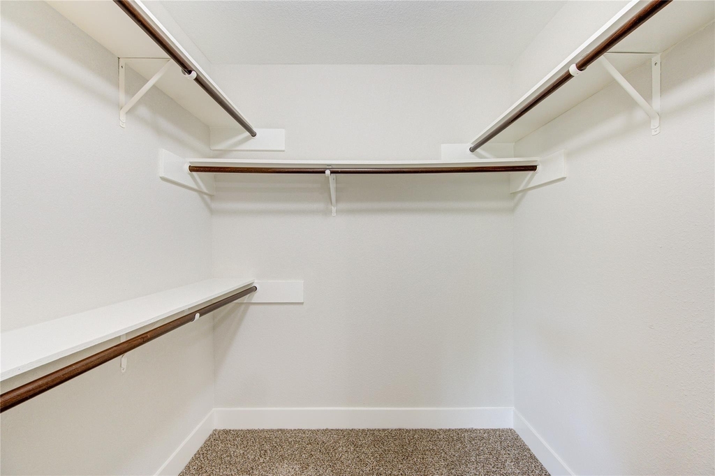 328 Meadow Wood Court - Photo 12