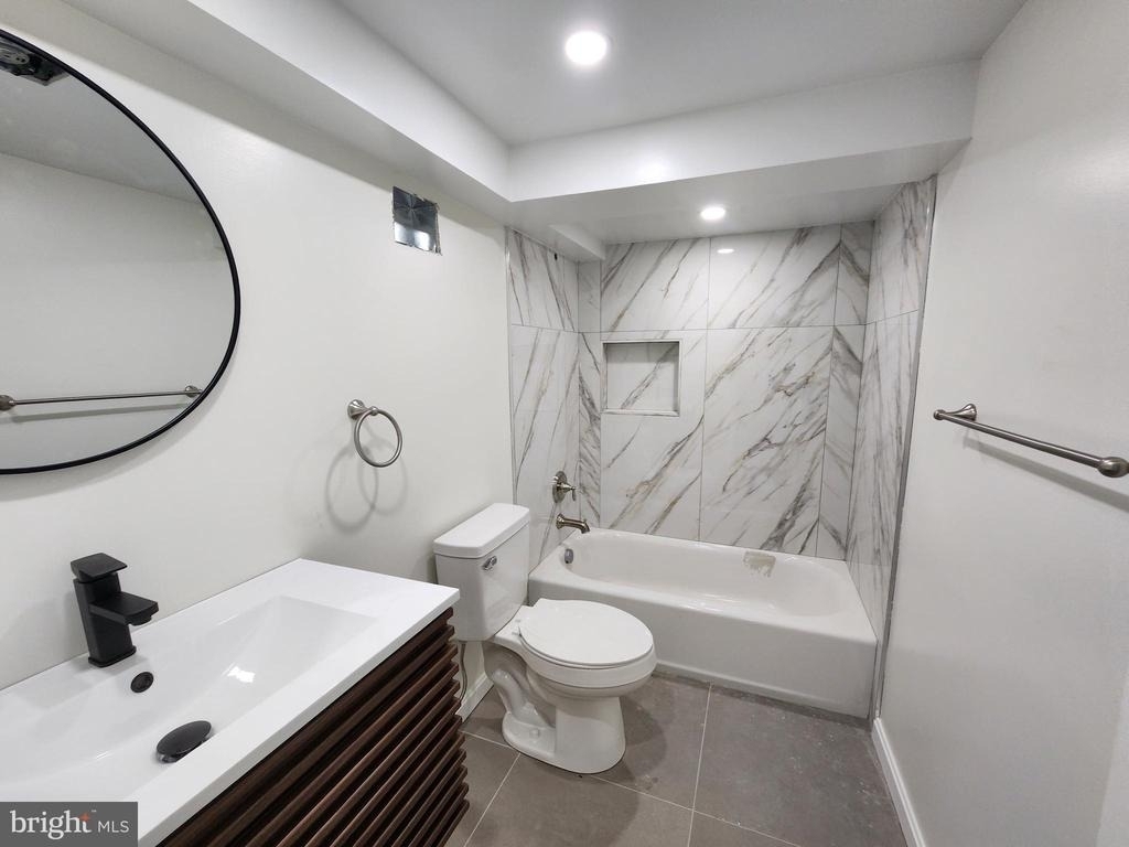 523 Wellesley Street - Photo 19