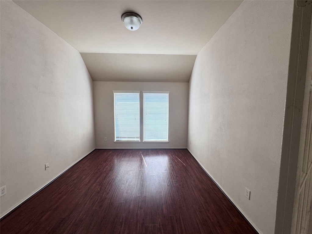 22010 Rustic Canyon Lane - Photo 5