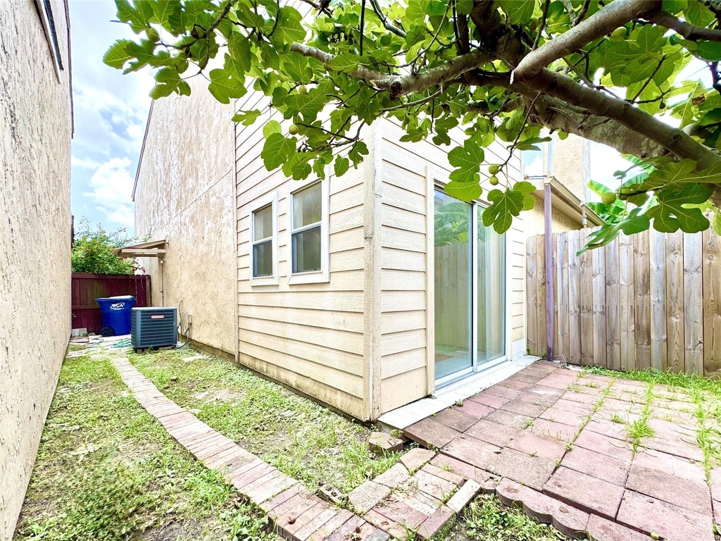 12504 Autumn Leaf Lane - Photo 34