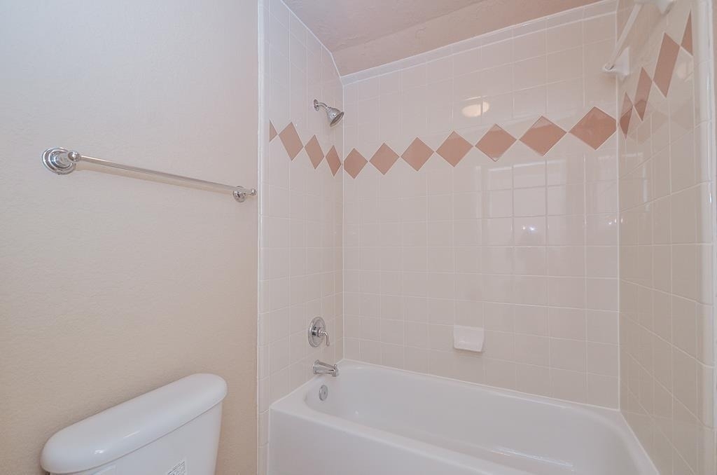 3042 Royal Oaks Crs - Photo 23