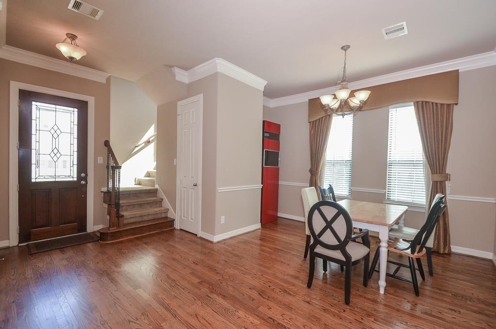 3042 Royal Oaks Crs - Photo 3