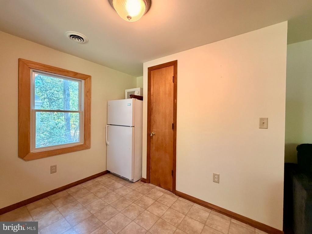 18587 Sylvan Dr - Photo 7
