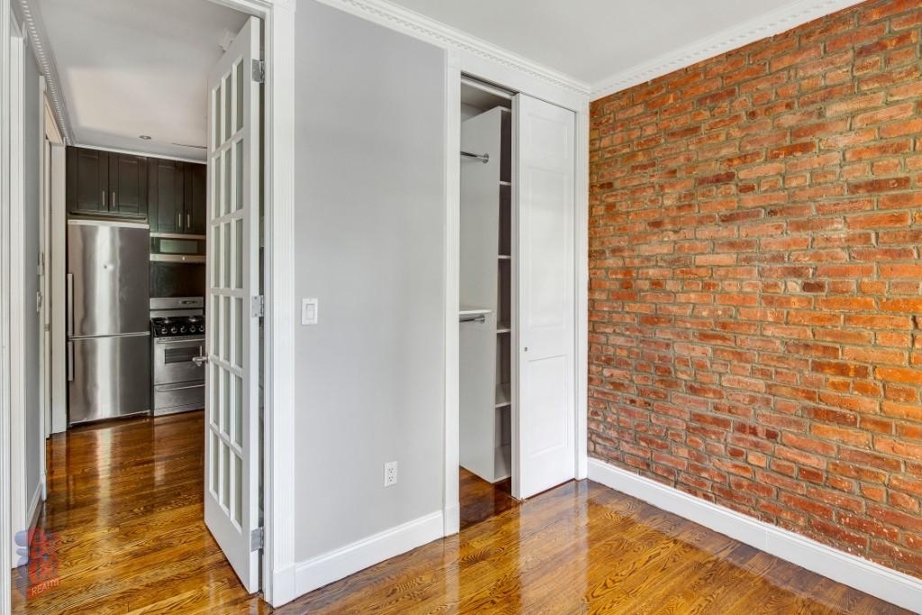 314 East 106th Street - Photo 6