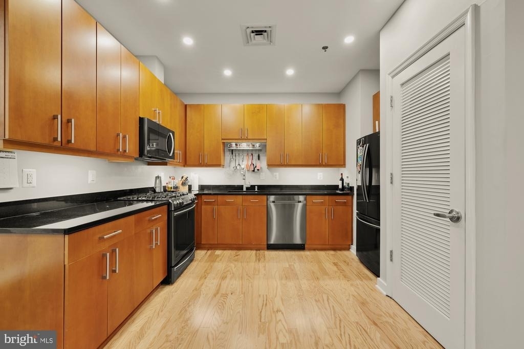 675 E St Nw - Photo 11