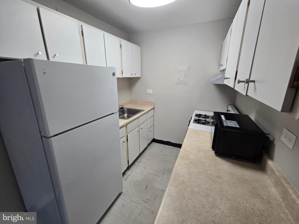 2201 L Street Nw - Photo 5