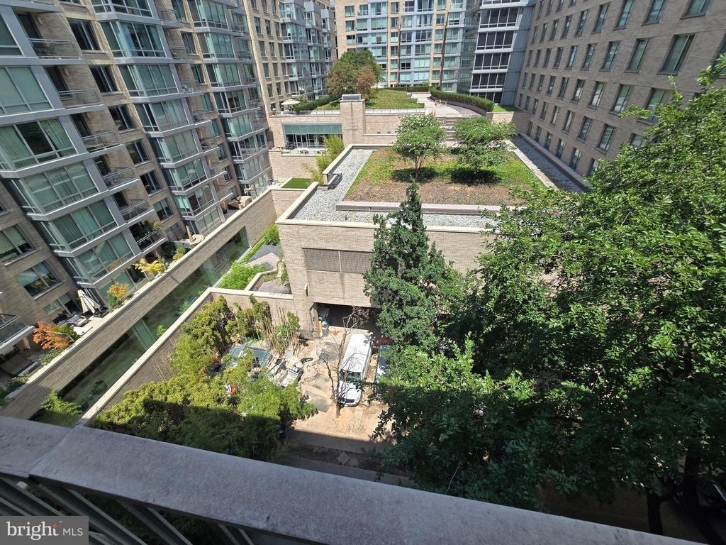2201 L Street Nw - Photo 9
