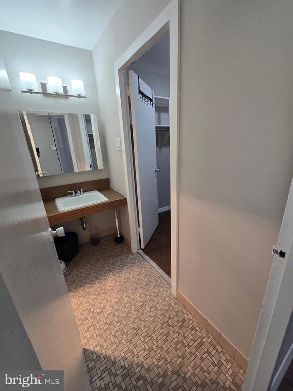 2201 L Street Nw - Photo 6