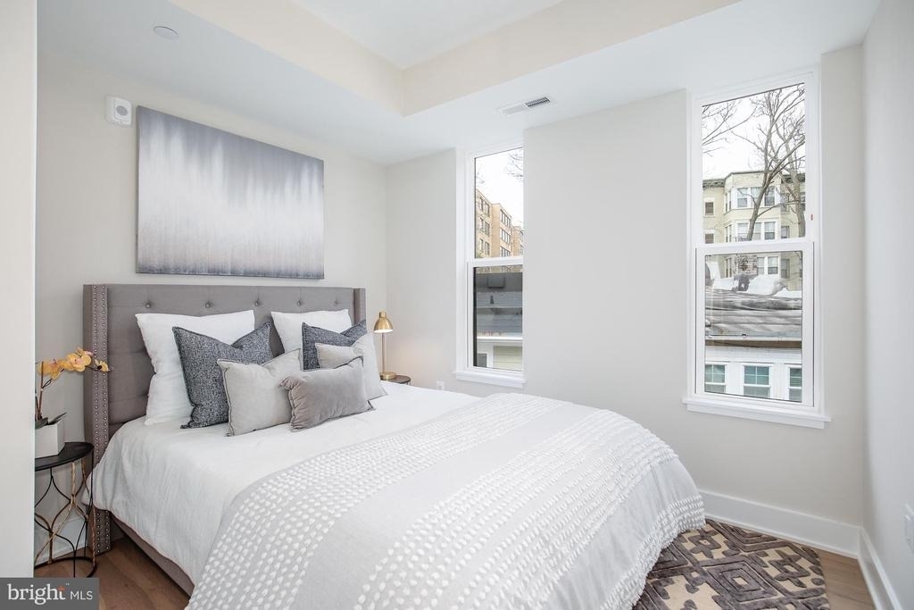 1421 Spring Road Nw - Photo 8