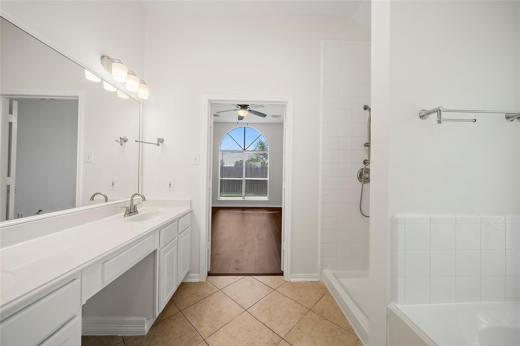 3122 Glen Cullen Lane - Photo 7