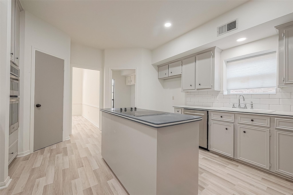 1015 Sugar Lakes Drive - Photo 11
