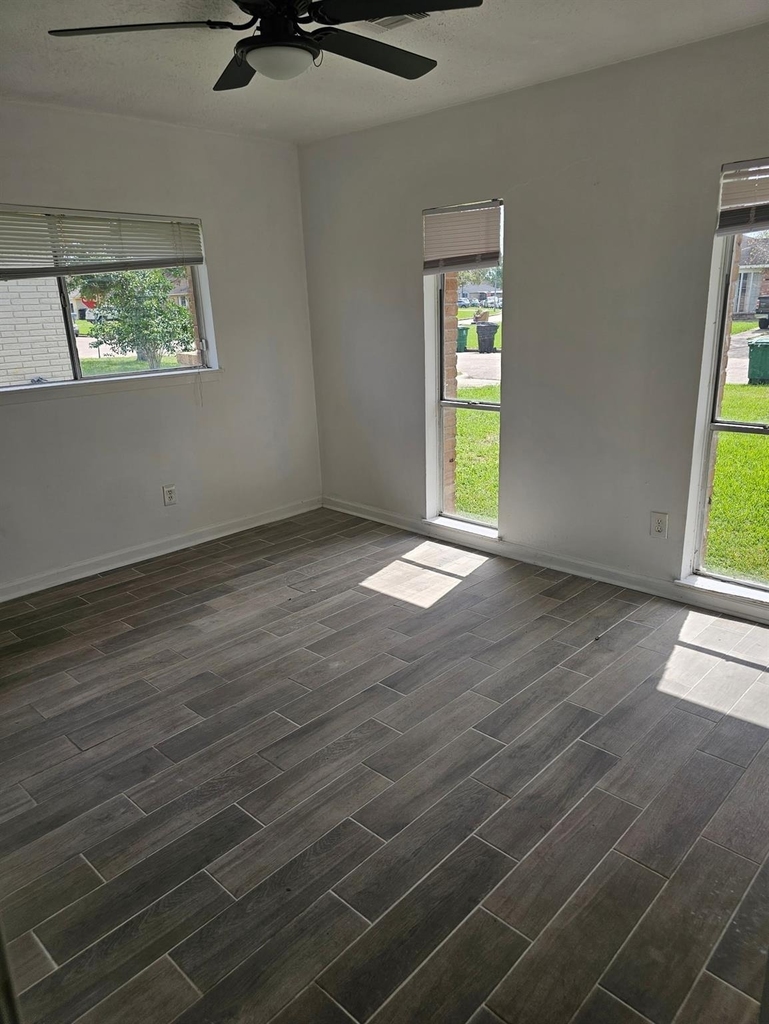 12623 Chiswick Road - Photo 2