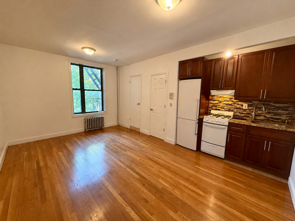 57 Herkimer Street - Photo 1