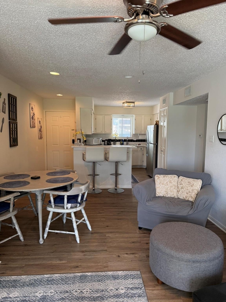 12100 Melville Drive - Photo 4