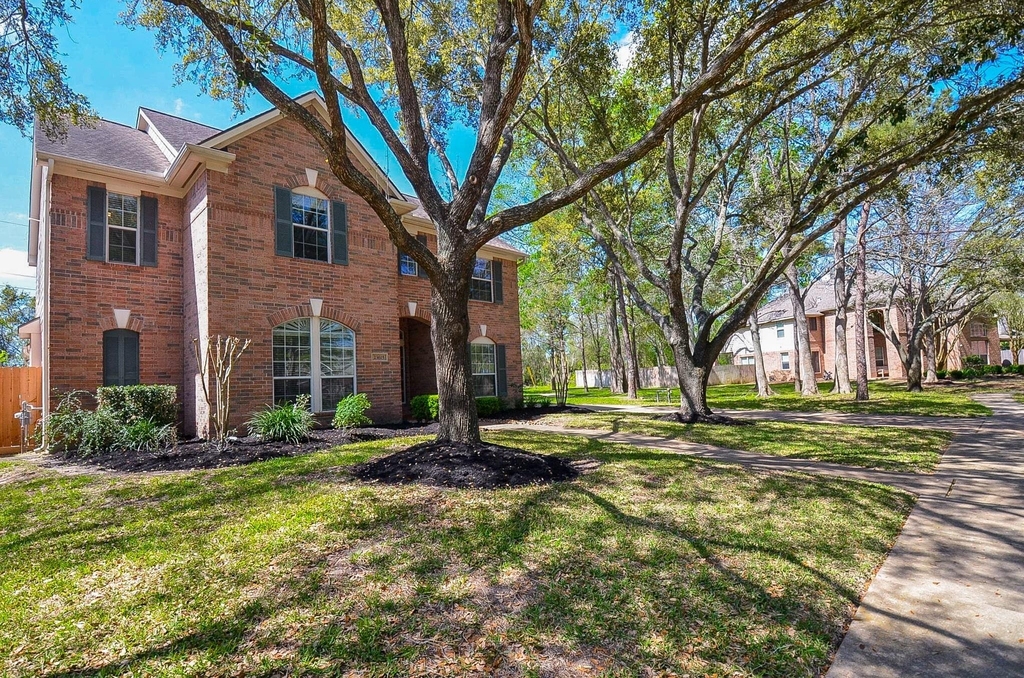 23615 Banning Point Court - Photo 2