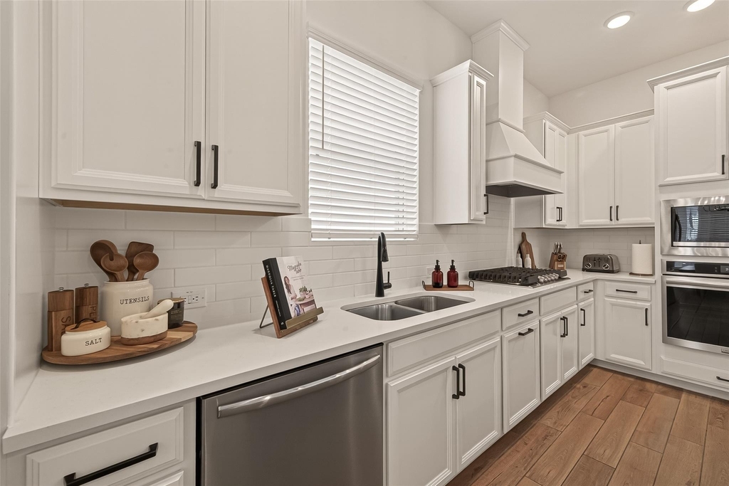 18406 Generous Lane - Photo 9