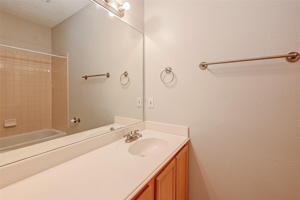 717 Cedarwood - Photo 25
