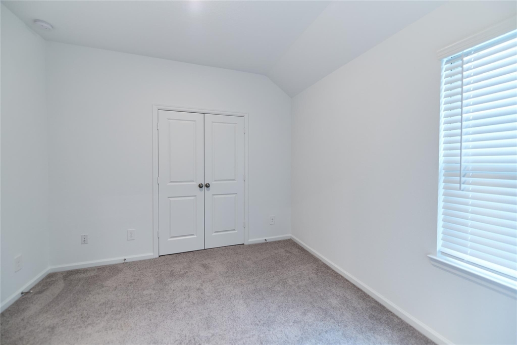 665 Royal Arch Drive - Photo 22