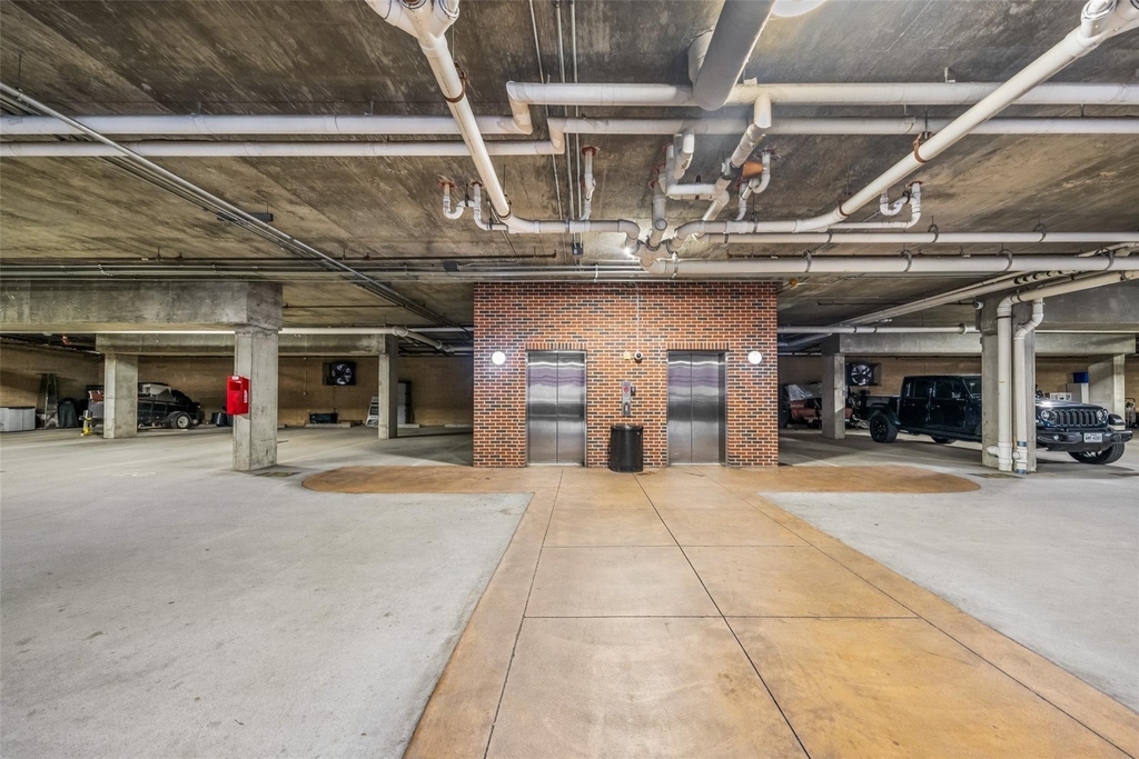 505 Bastrop Street - Photo 22