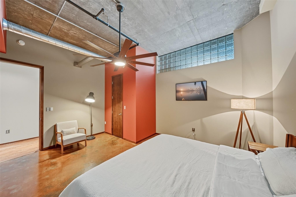 505 Bastrop Street - Photo 14