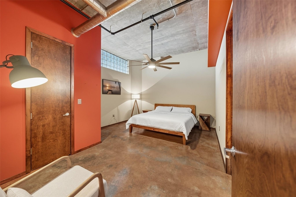 505 Bastrop Street - Photo 13