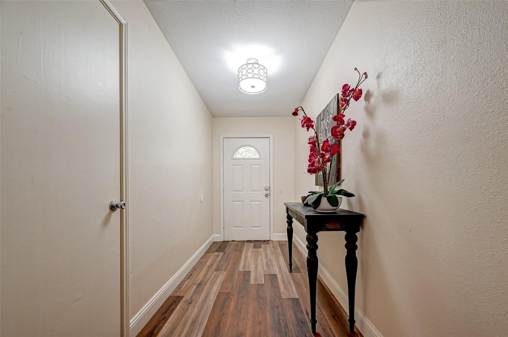 3903 Hermitage Hollow Lane - Photo 2
