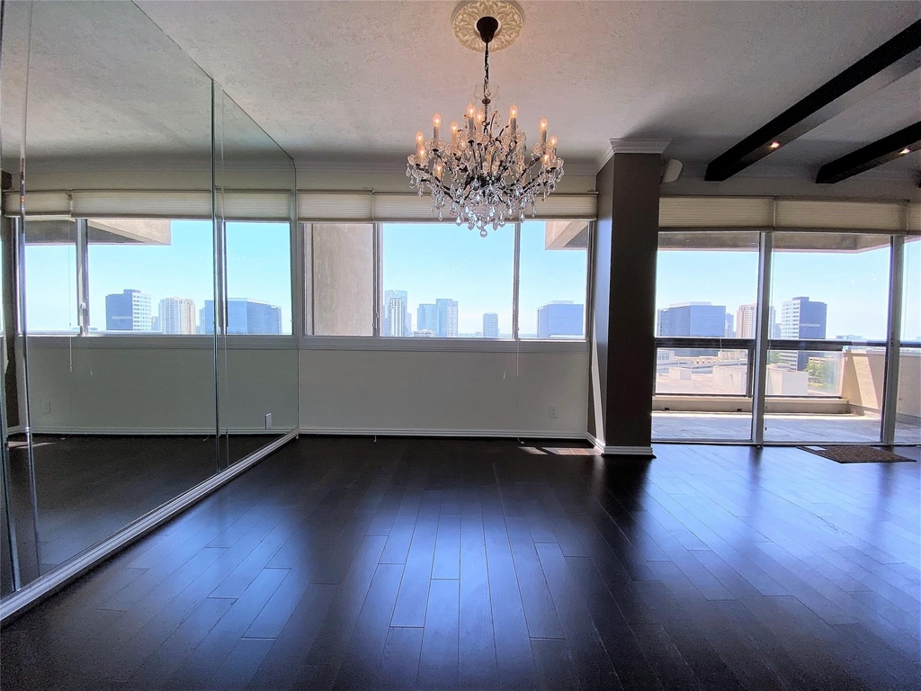 49 Briar Hollow Lane - Photo 9