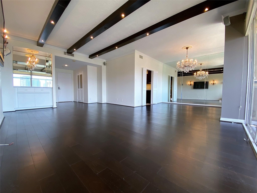49 Briar Hollow Lane - Photo 2