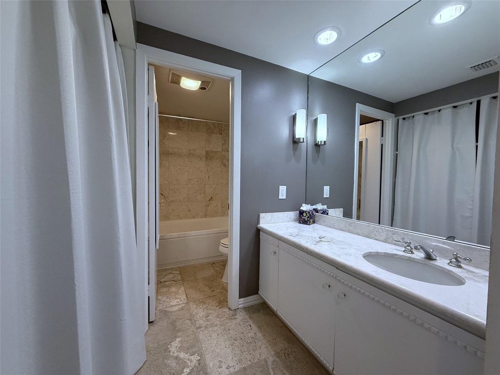 49 Briar Hollow Lane - Photo 23