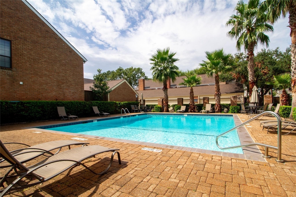 1042 Augusta Drive - Photo 24