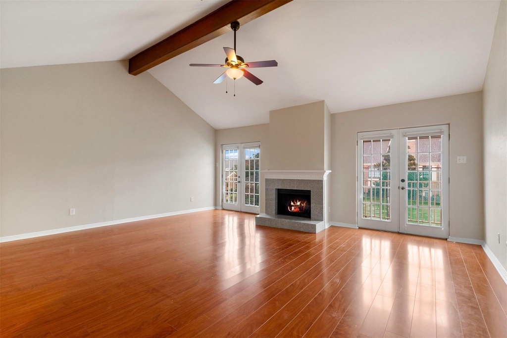 1042 Augusta Drive - Photo 7