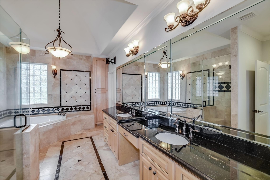 4806 Pine Wood Meadows Lane - Photo 11