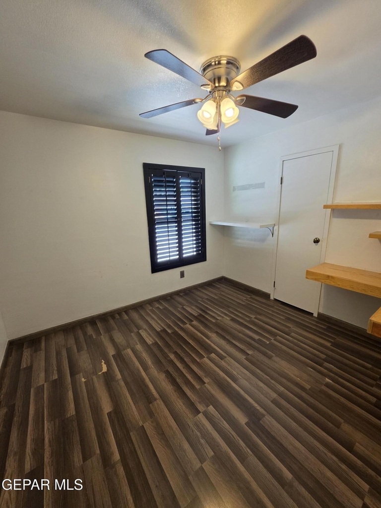 11229 Pony Soldier Avenue - Photo 8