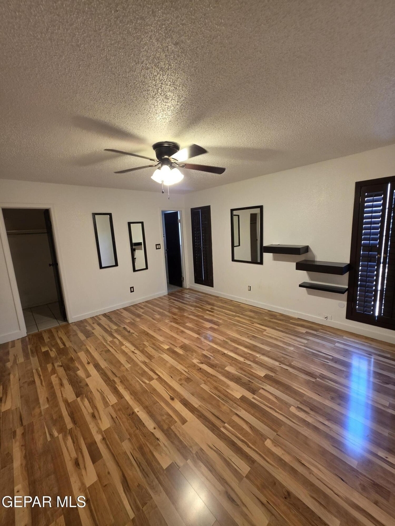 11229 Pony Soldier Avenue - Photo 7
