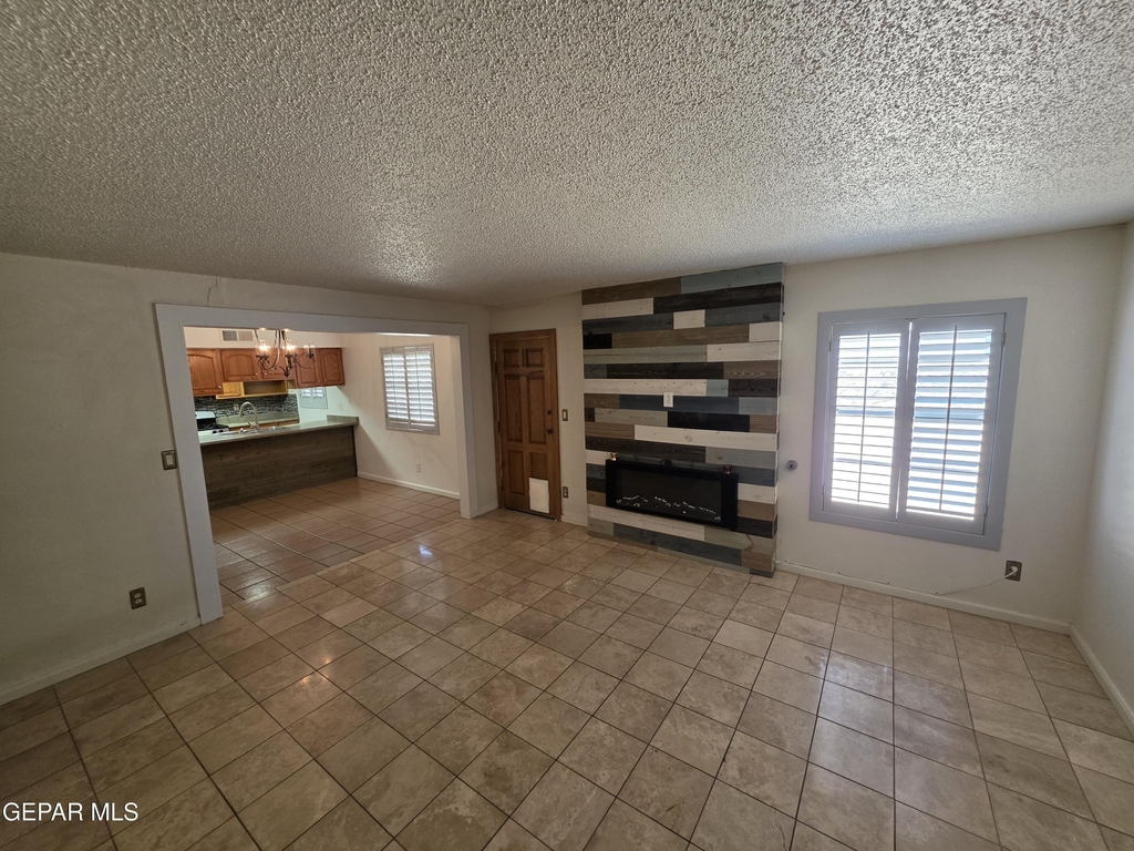 11229 Pony Soldier Avenue - Photo 10