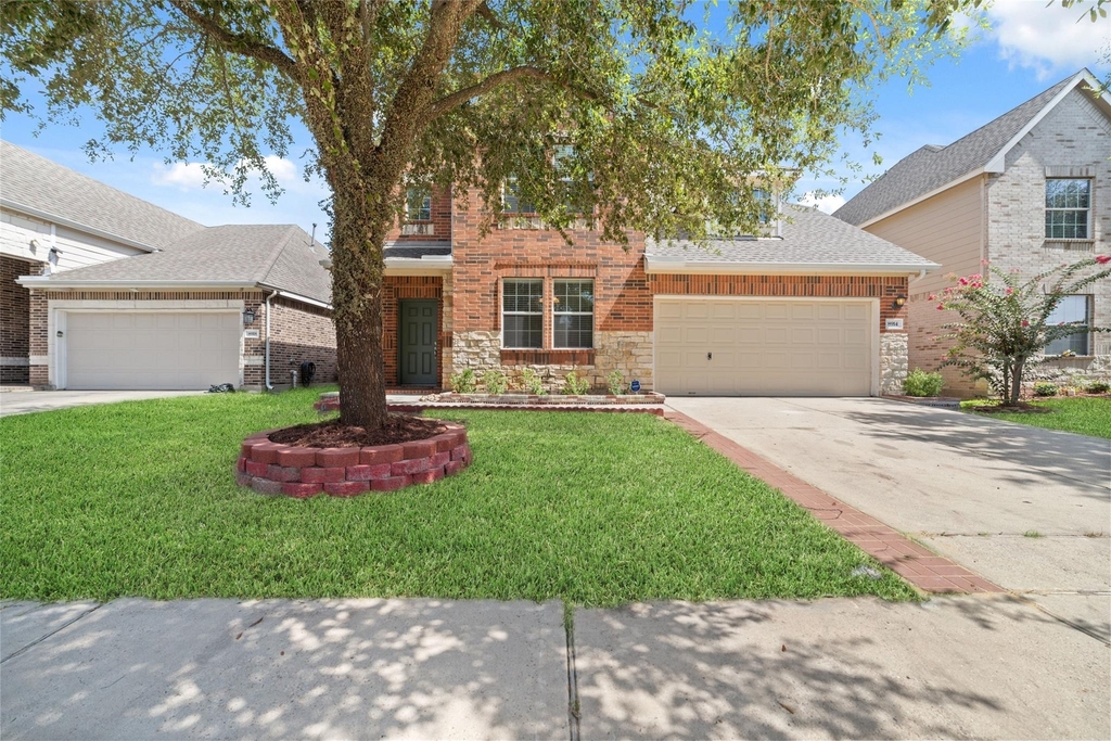 8914 Parlin Ridge Drive - Photo 0