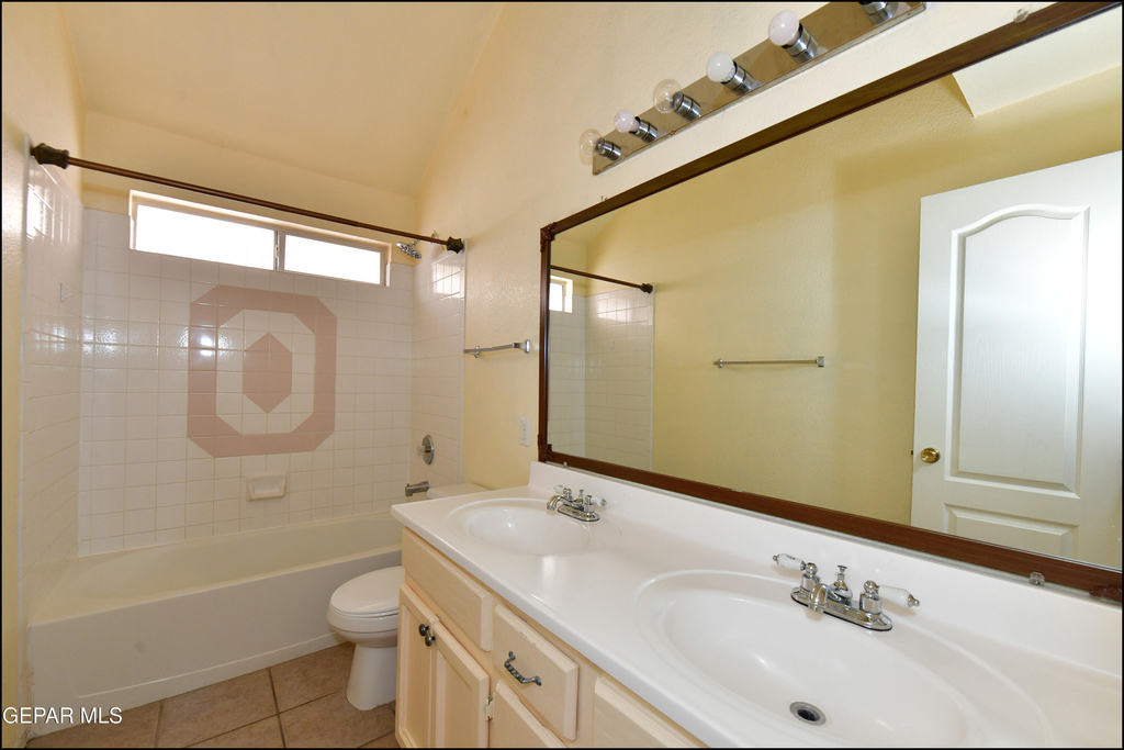 7737 Plaza Azul Road - Photo 29