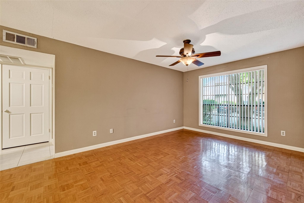 1311 Antoine Drive - Photo 5