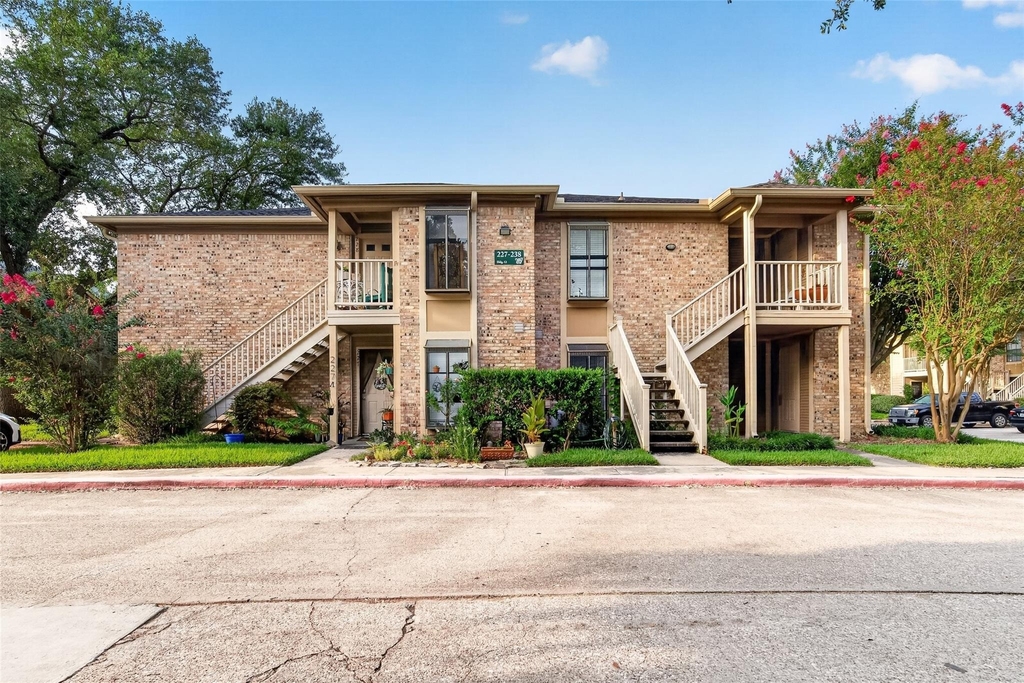 1311 Antoine Drive - Photo 0