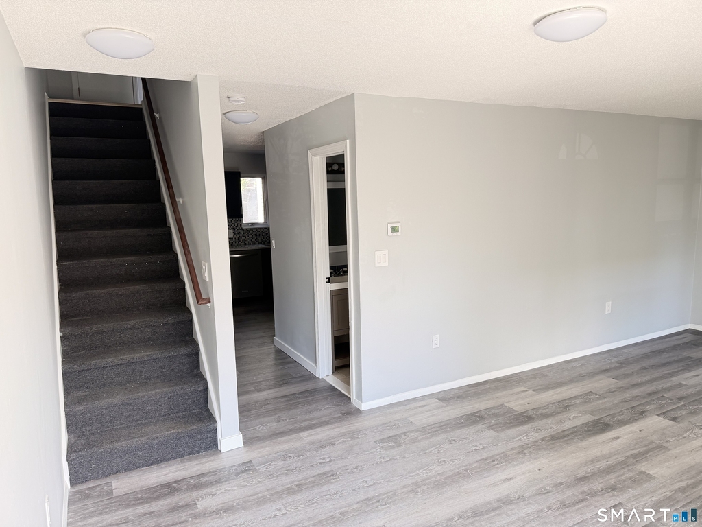 17 Enfield Street - Photo 2