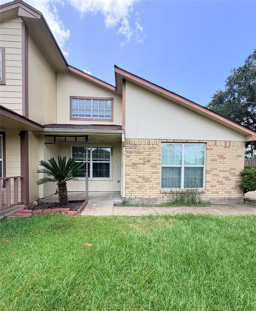 7402 Alegria Drive - Photo 0