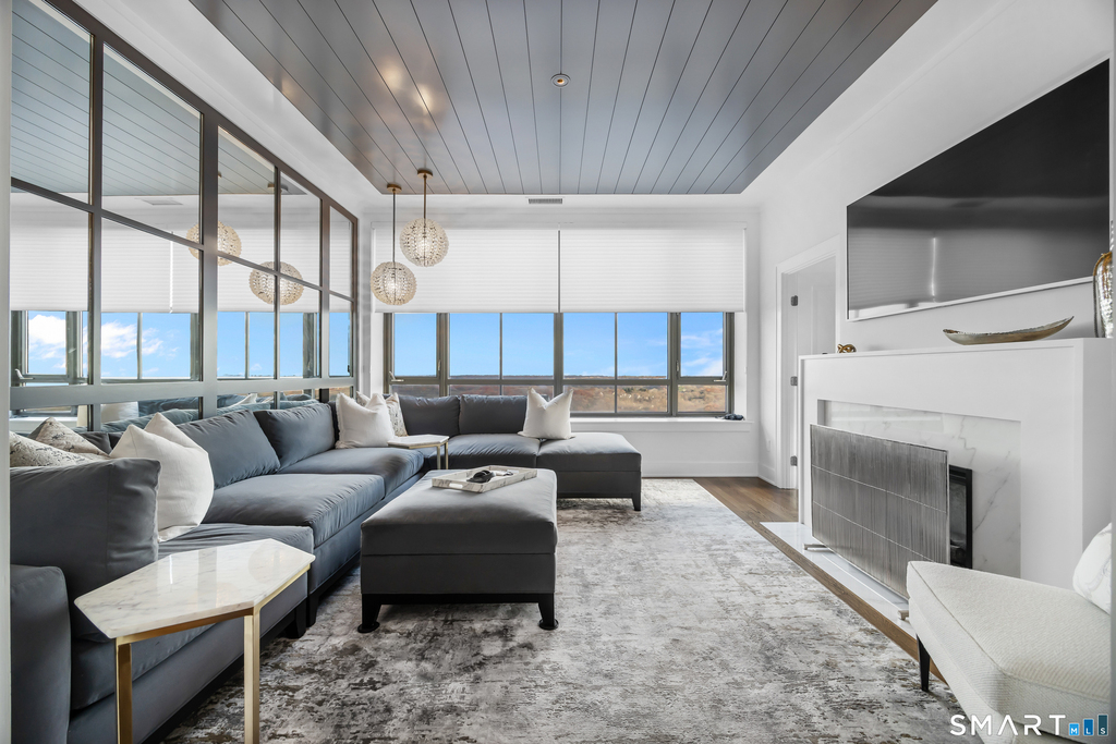100 Parrott Drive - Photo 12