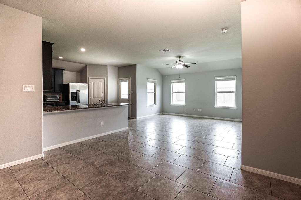 29319 Dunns Creek Court - Photo 7