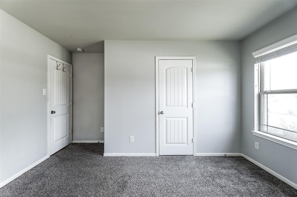 29319 Dunns Creek Court - Photo 14
