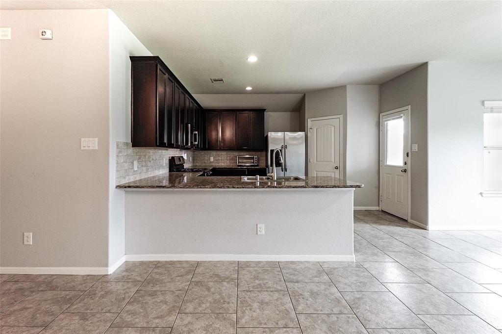 29319 Dunns Creek Court - Photo 6