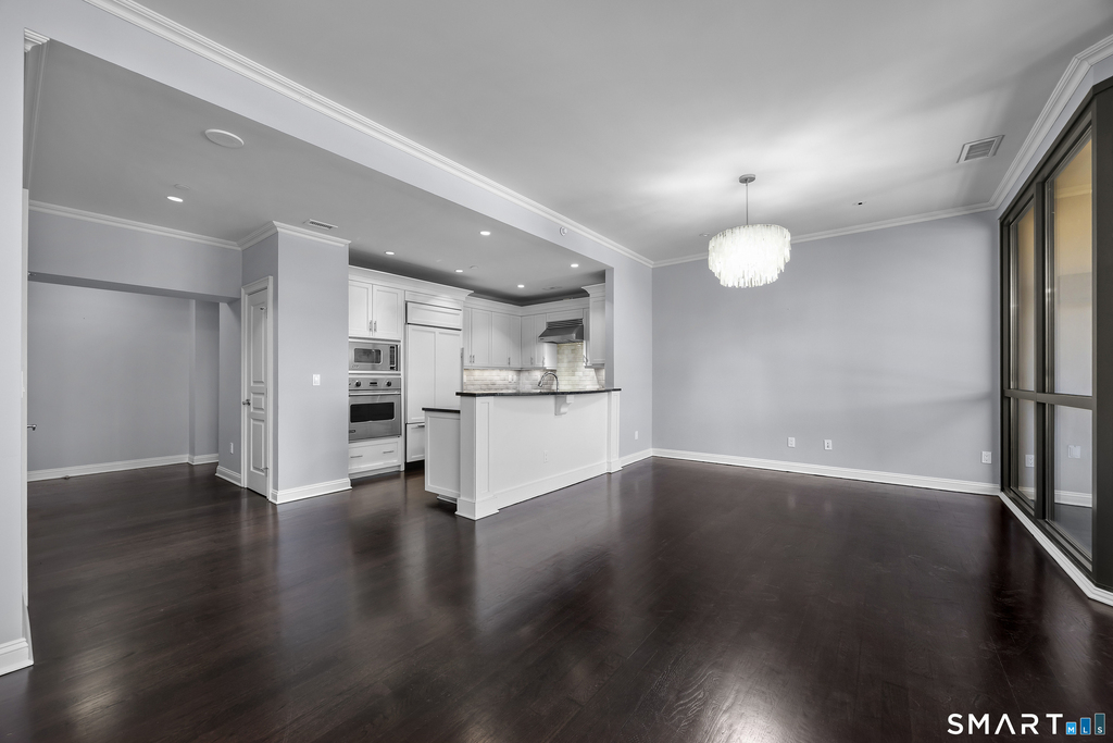 100 Parrott Drive - Photo 6