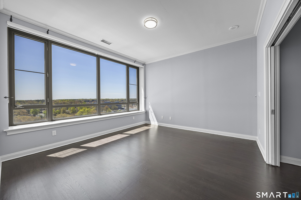 100 Parrott Drive - Photo 12