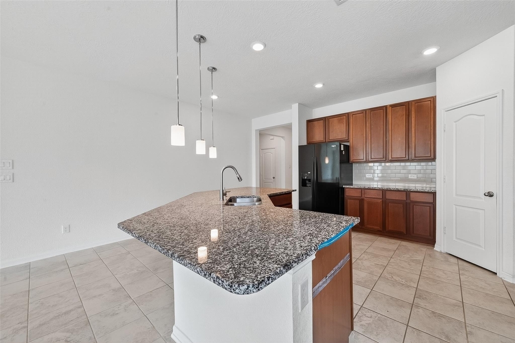 25611 Reign Wayman Court - Photo 17